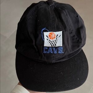 Vintage Black Cavaliers Basketball Baseball hat